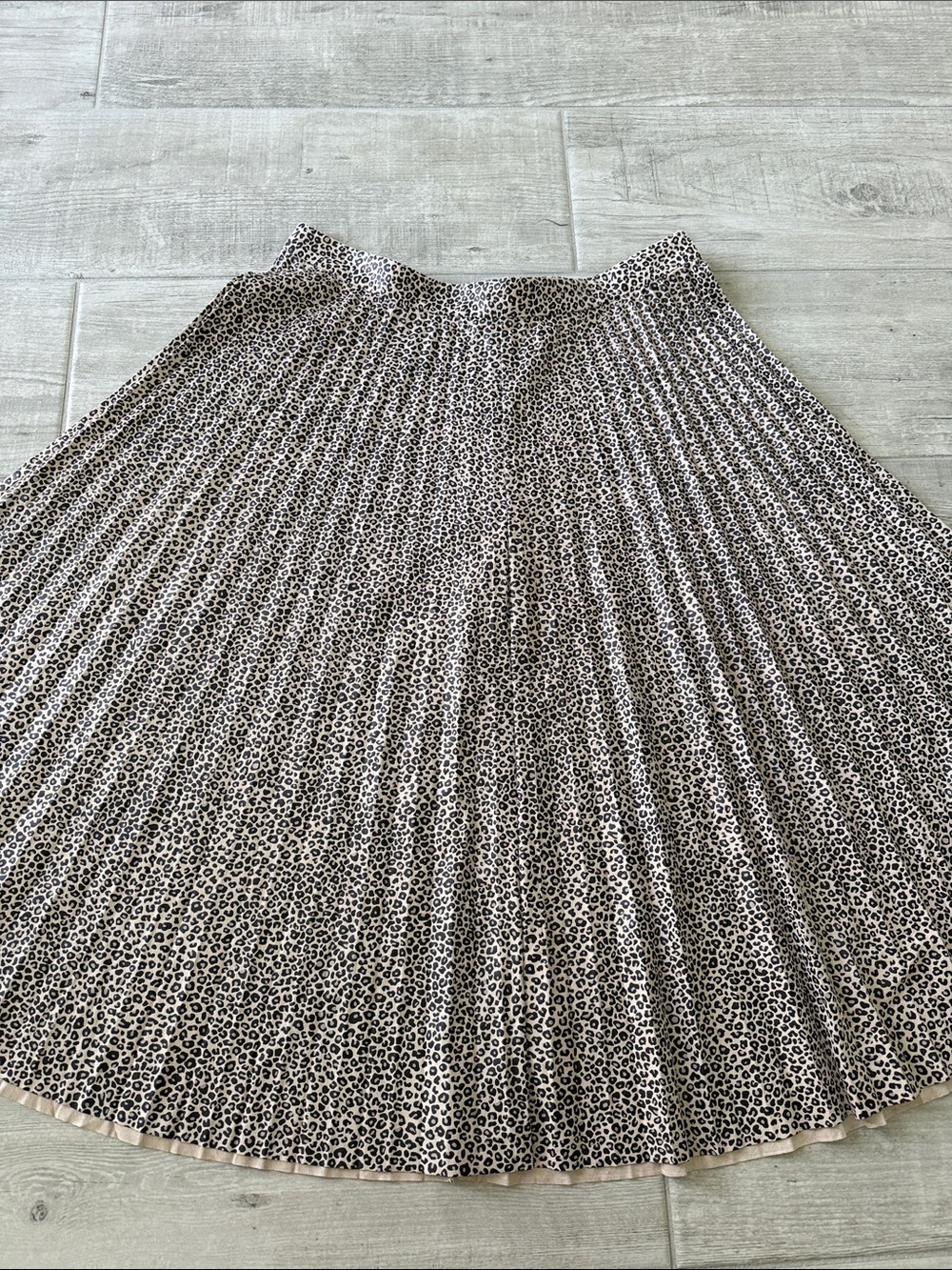 Pleated Leopard Print Midi Skirt - Beige/Black